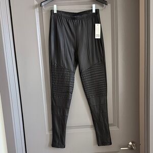 Plush - medium Black Women's Leggings